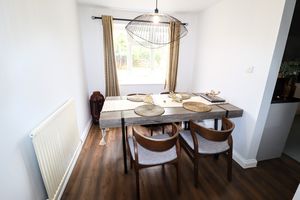 Diner- click for photo gallery